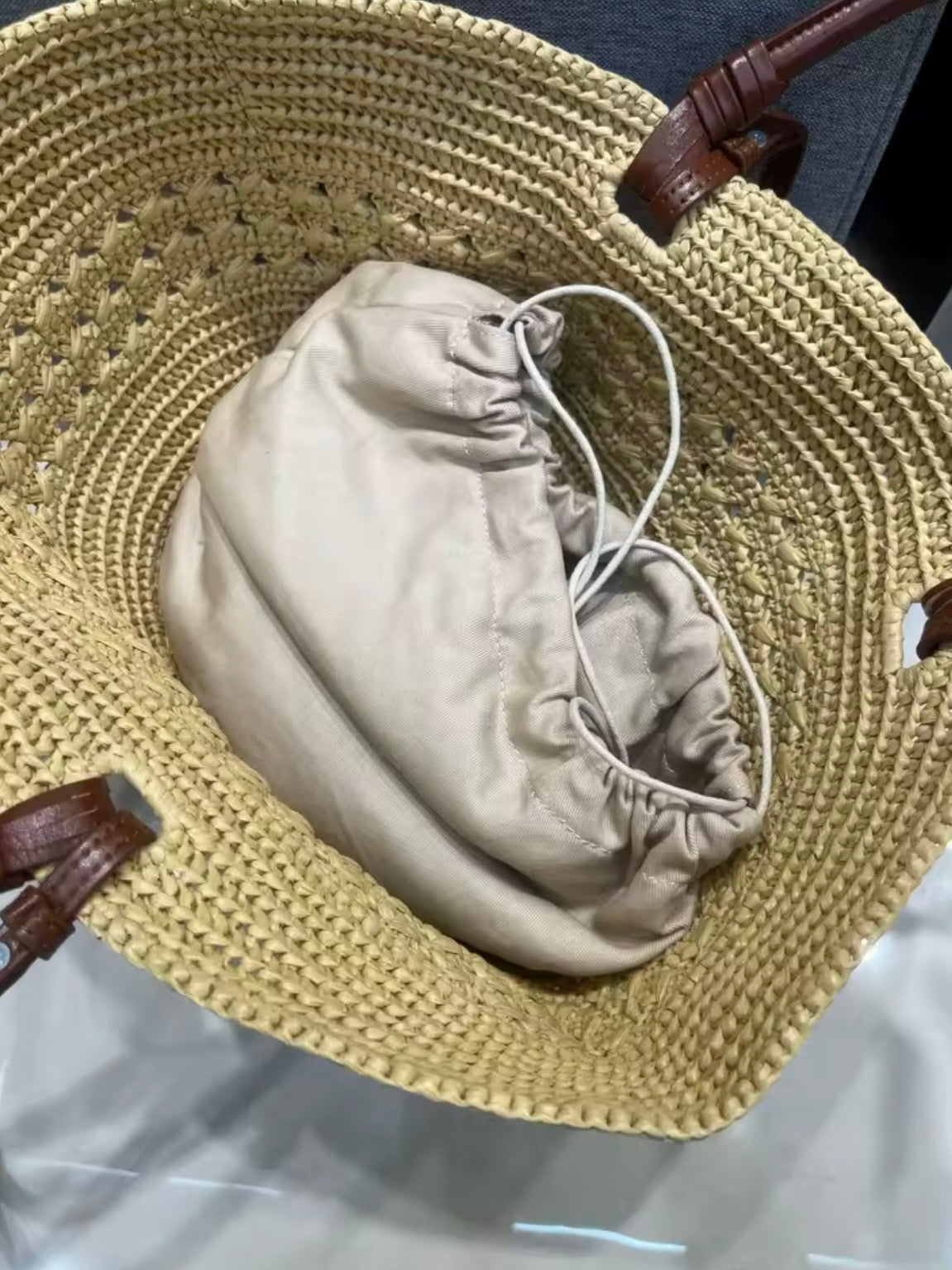 Beige natural straw basket bag