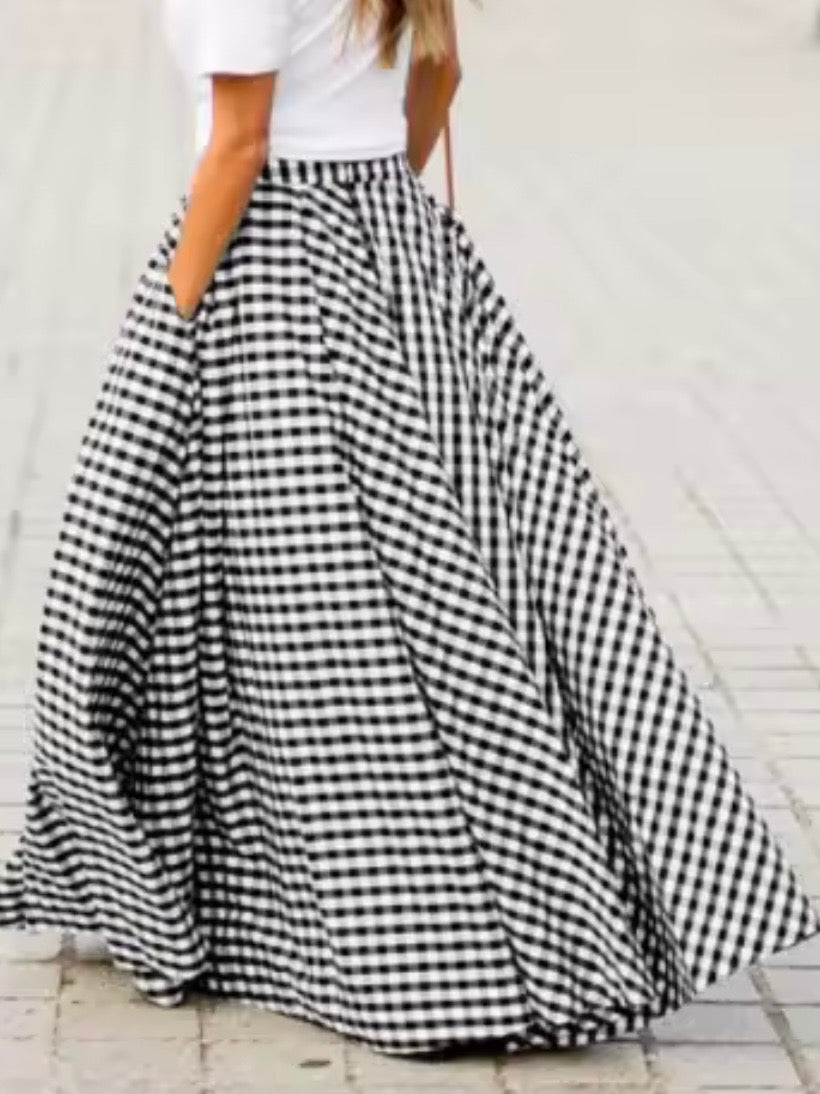Checkered print maxi skirt