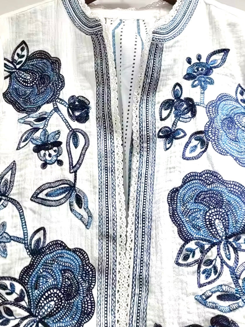 White and blue floral bomber short sleeves shirt