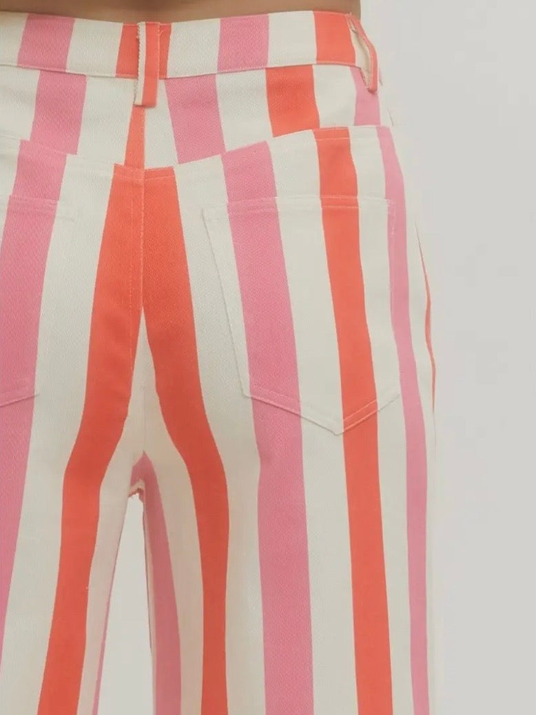 Color striped fabric straight Capri pants