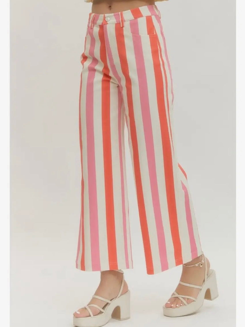 Color striped fabric straight Capri pants