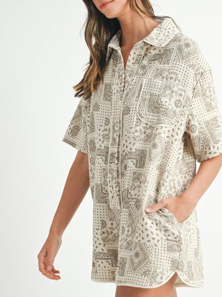 Beige and gray printed romper short sleeves