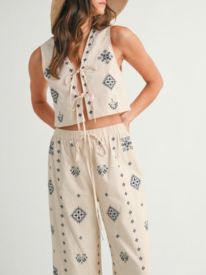 Beige and blue set of 2 top and pants