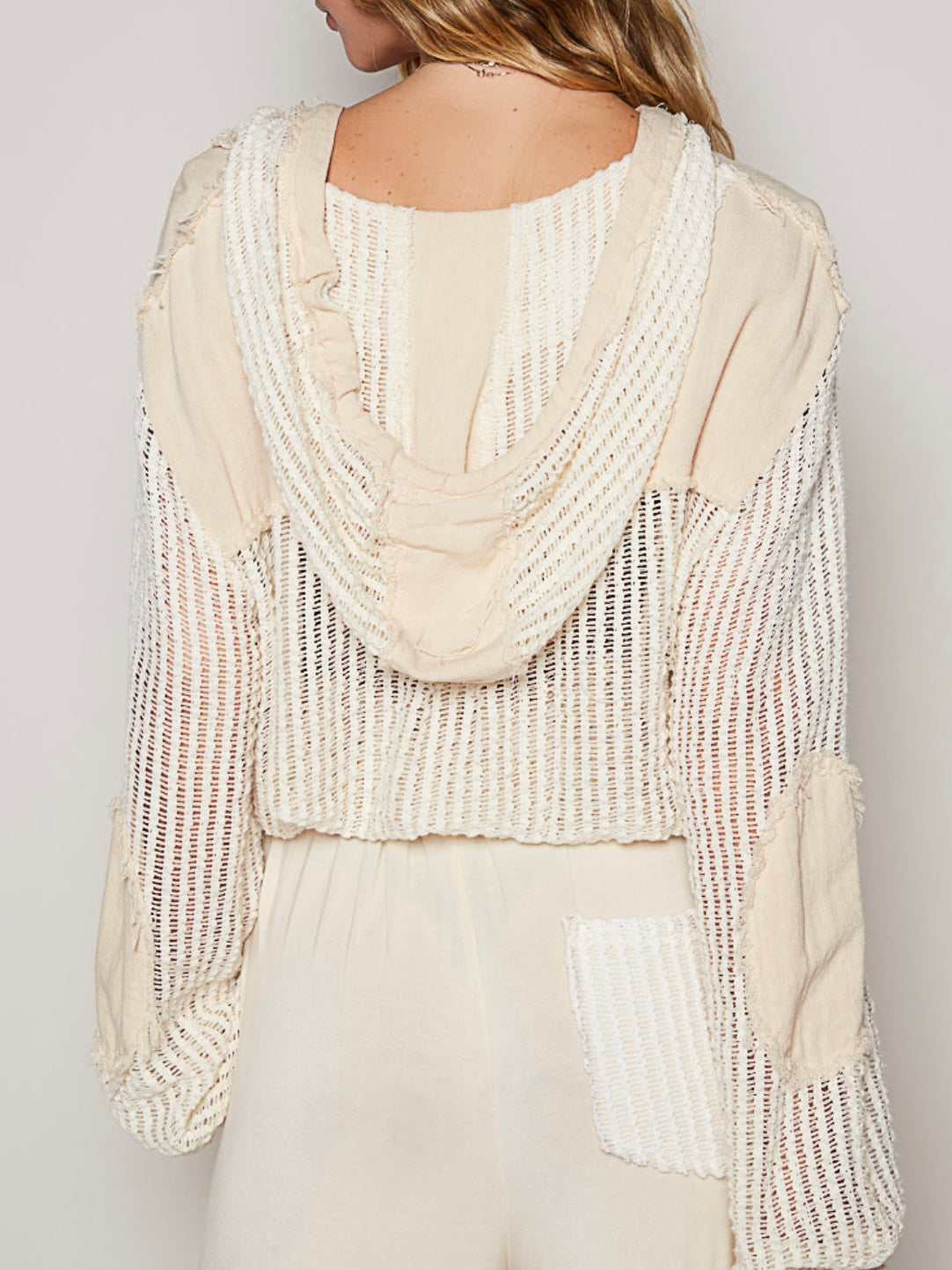 Beige and white hooded flowers eyelet lace raw hem shirt