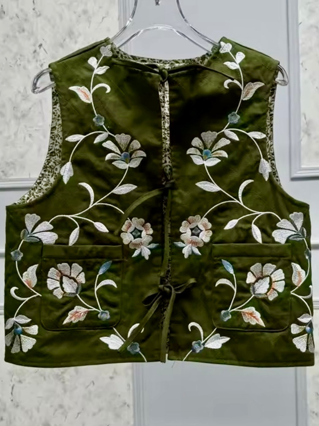 Green floral embroidered texture vest