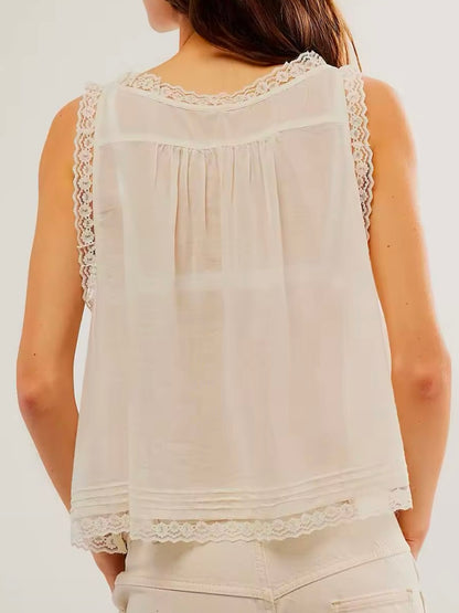 Solid colors buttoned lace edge tank top