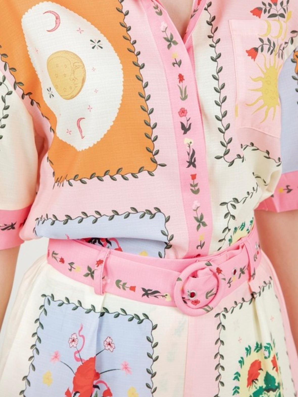 Pink printed set of 2 shirt and shorts pants