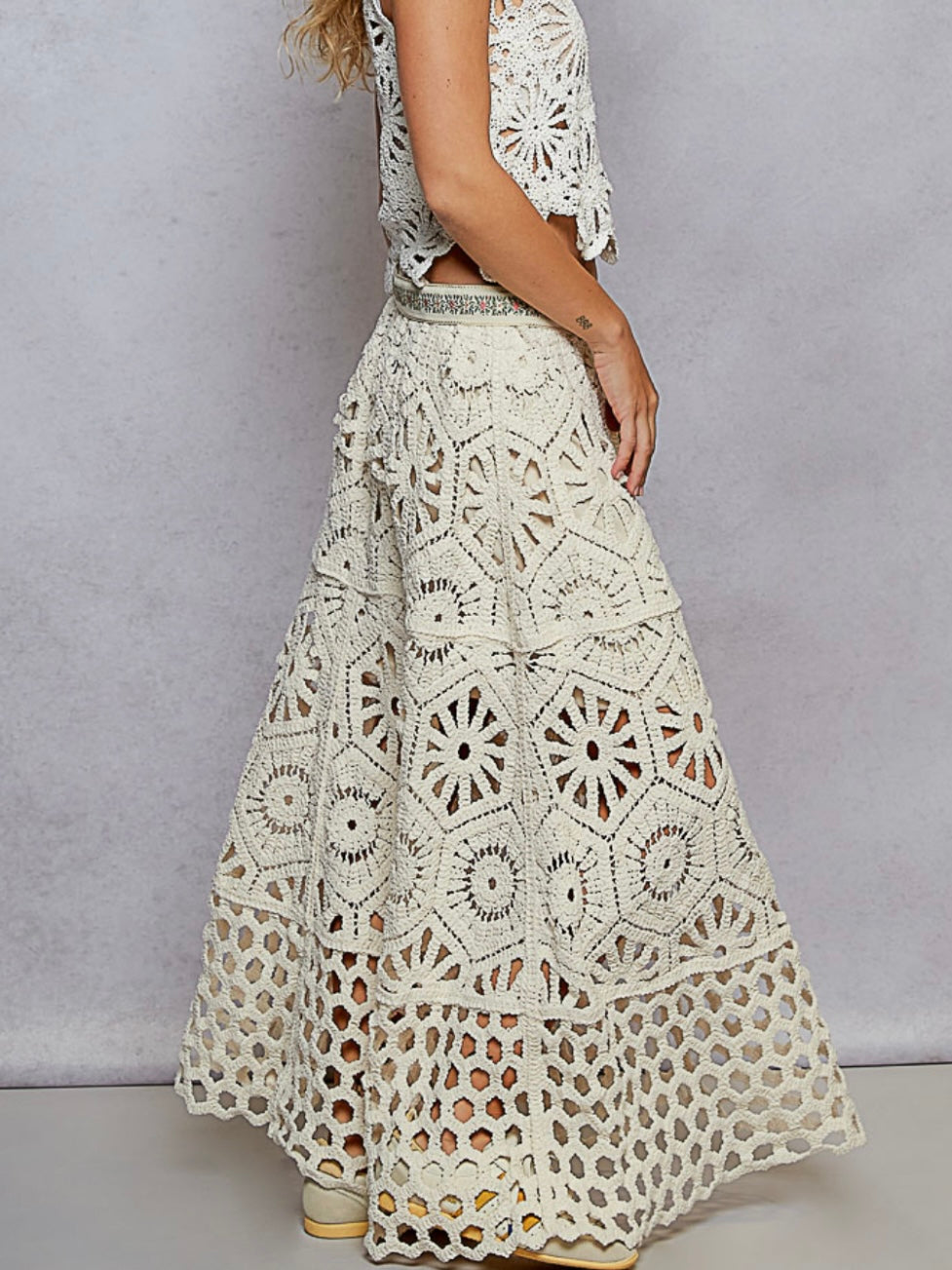 Beige lace crochet maxi skirt