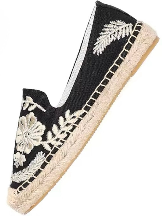 Black and beige floral espadrilles flats shoes
