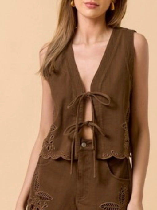 Brown floral embroidered texture vest (Copy)