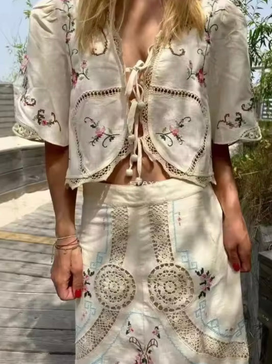 Beige floral crop top lace blouse