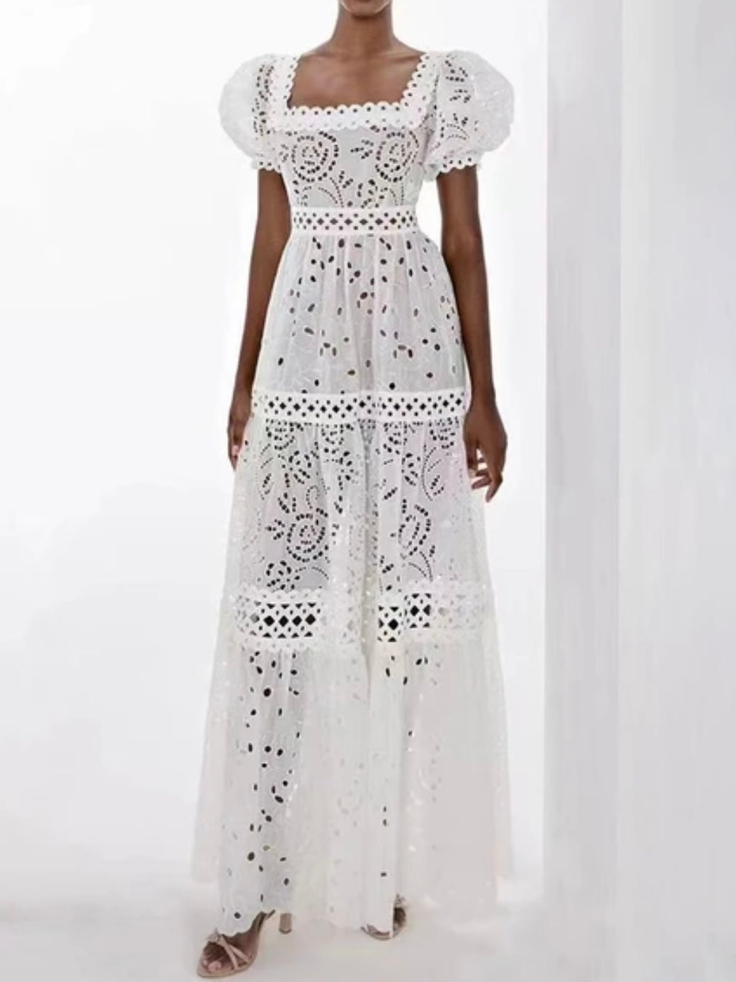 White lace puff sleeves maxi dress