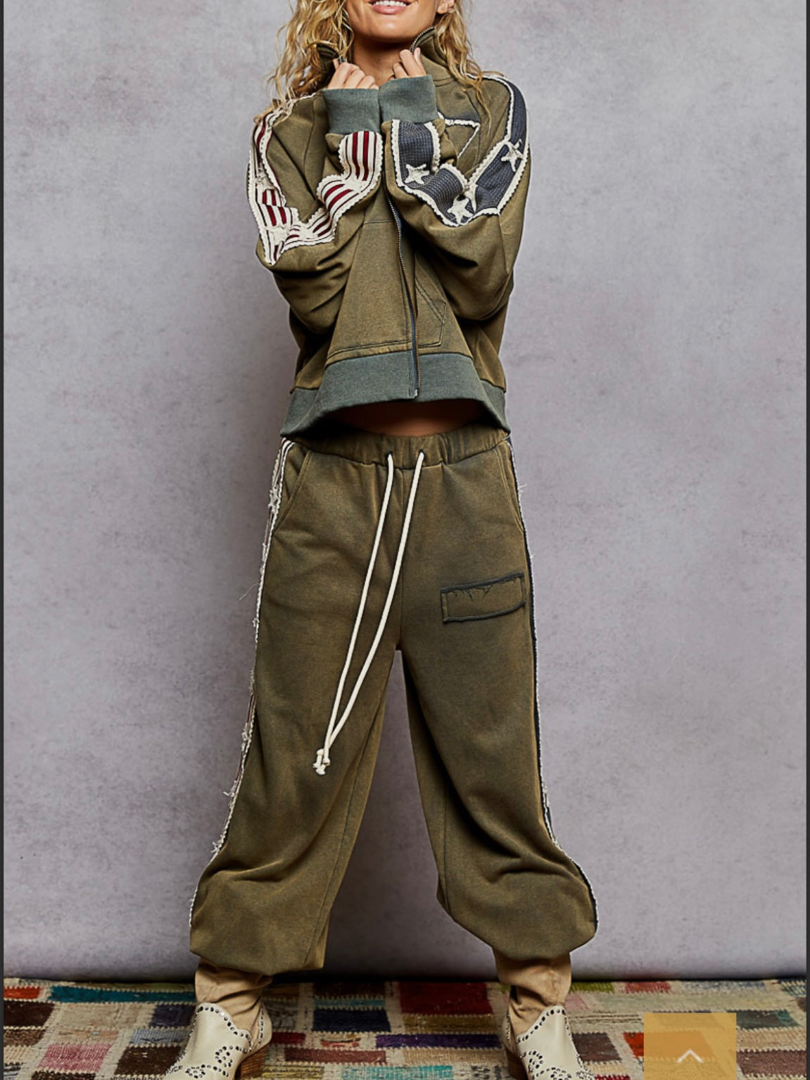 Set Green stars details cargo patched jacket and pants