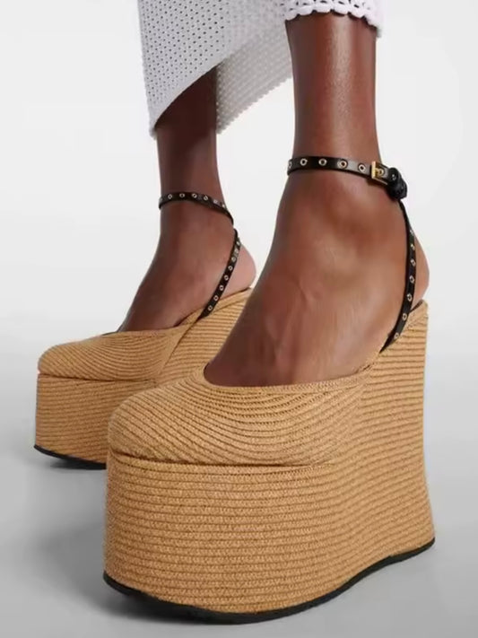 Beige natural straw buckled loafers high heels platform