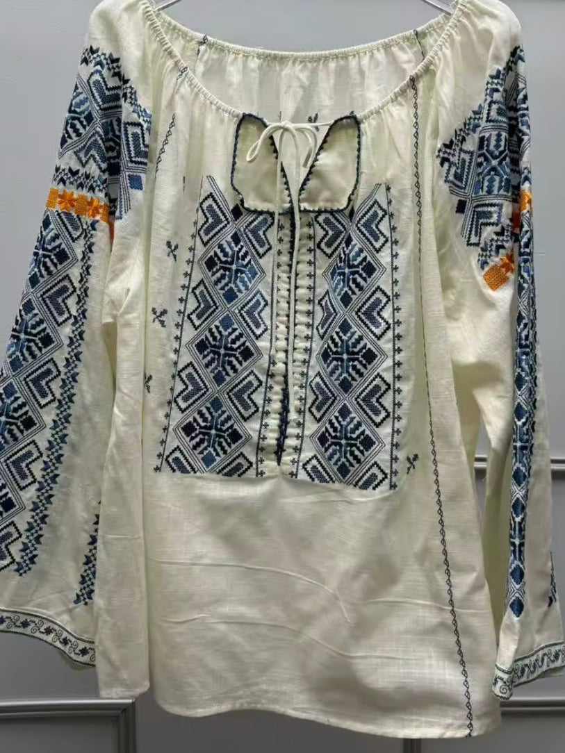 Beige and blue embroidered details shirt