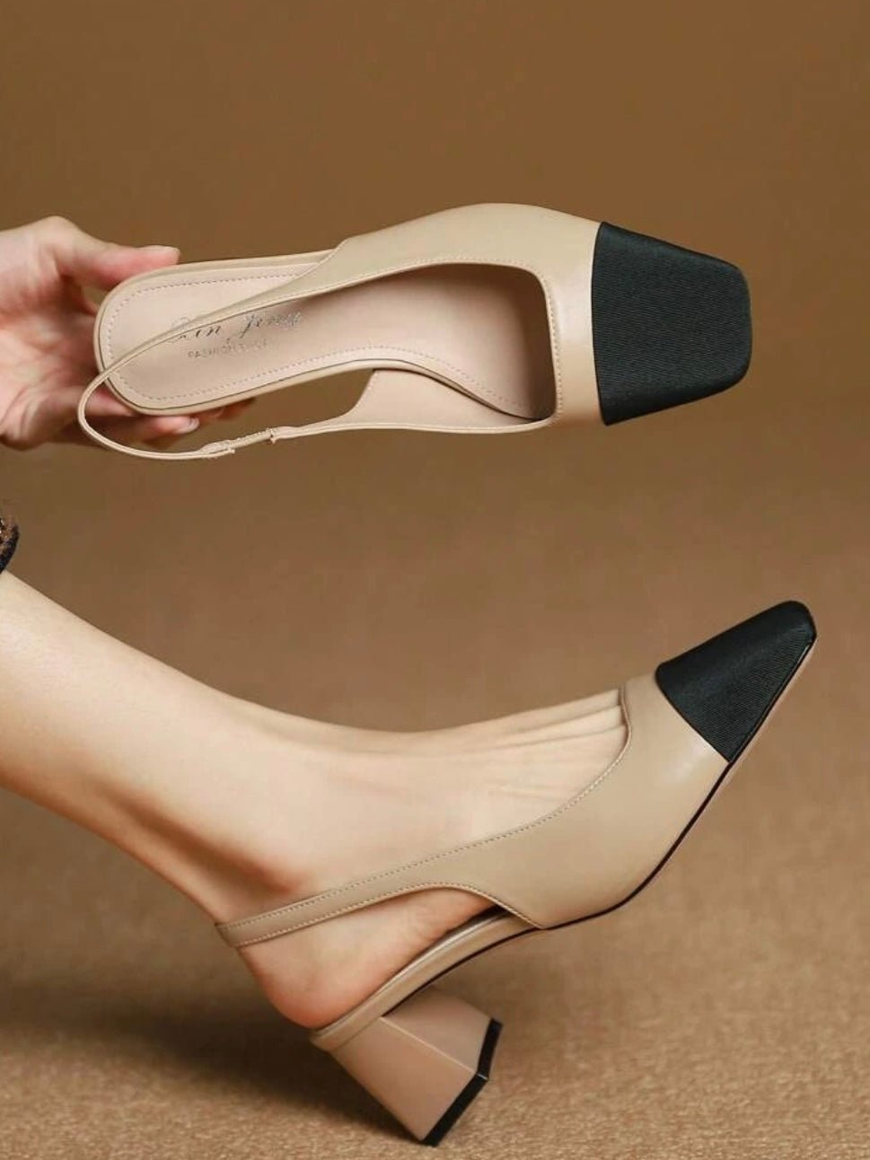 Beige and black low square heel shoes - Wapas