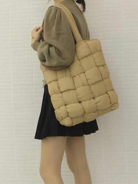 Beige padded woven big handbag - Wapas