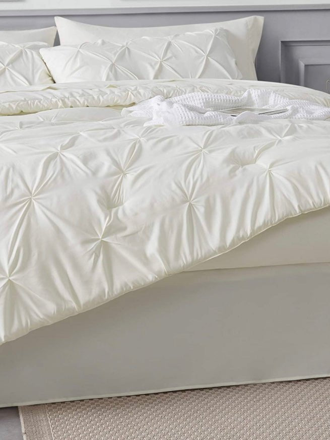 Beige pleated bed set 8 pieces - Wapas