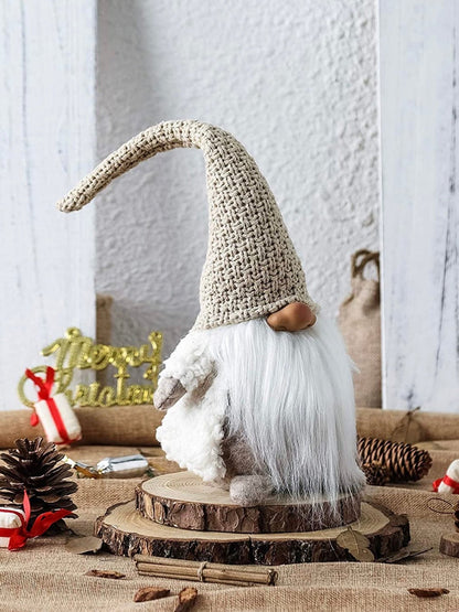 Beige scandinavian gnome plush - Wapas