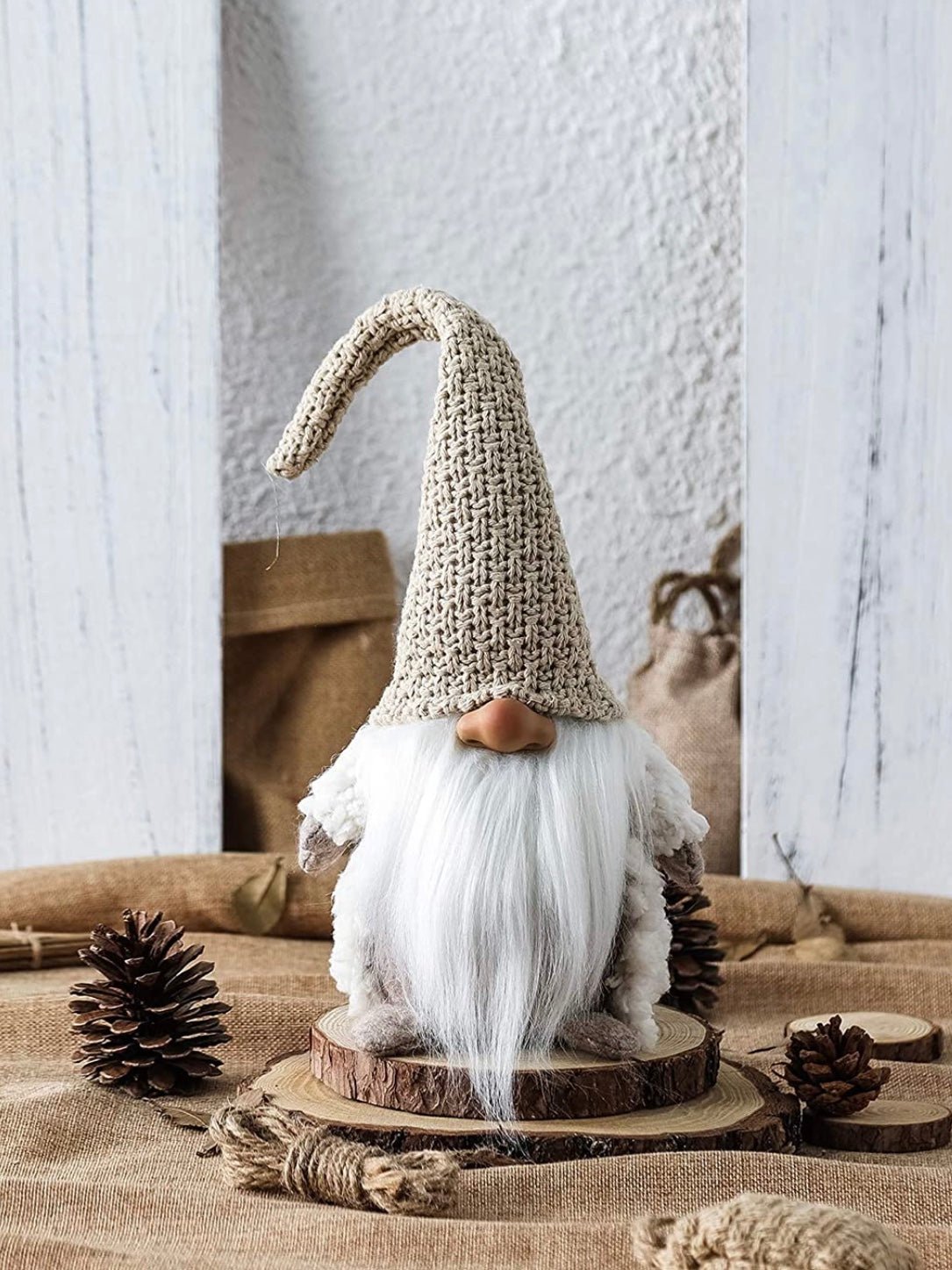 Beige scandinavian gnome plush - Wapas