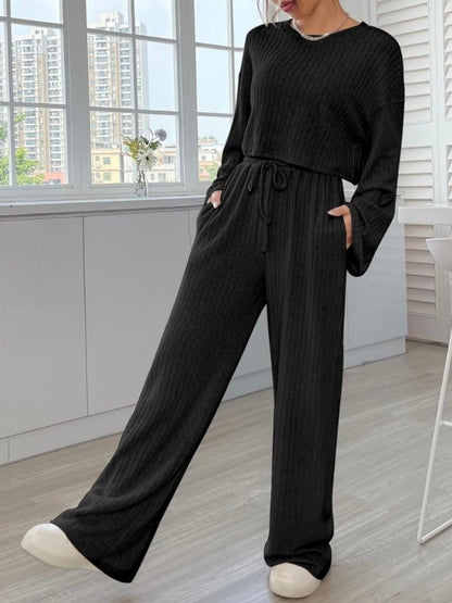 Black lounge set of 2. Long sleeves top and wide pants - Wapas