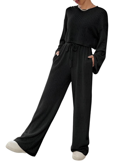 Black lounge set of 2. Long sleeves top and wide pants - Wapas