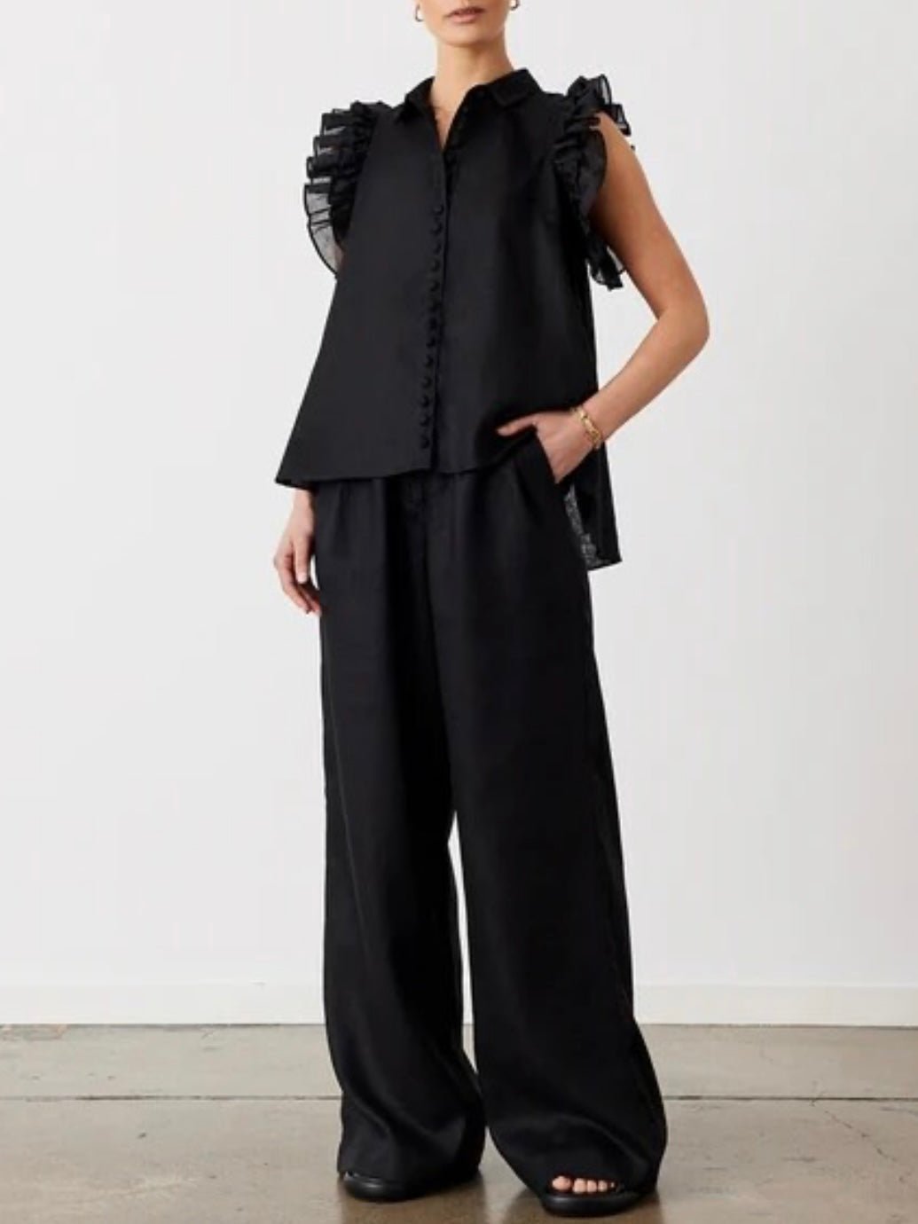 Black set of 2 ruffled shirt and pants - Wapas