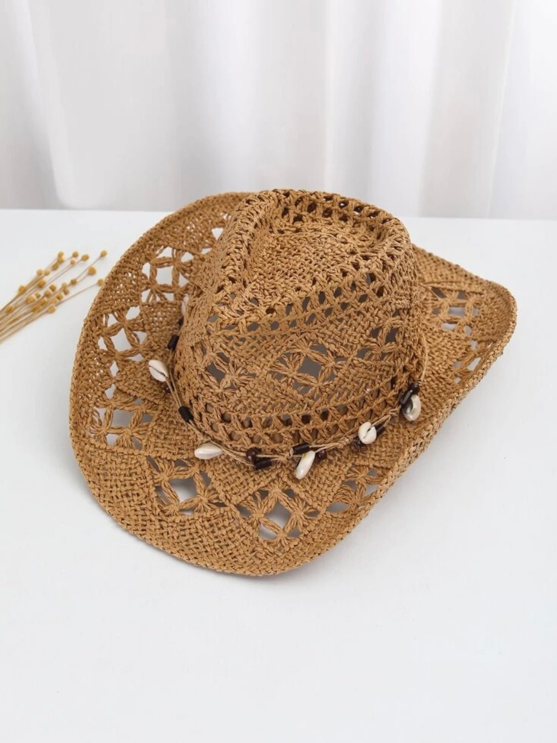 Brown and shells combined color straw hat - Wapas