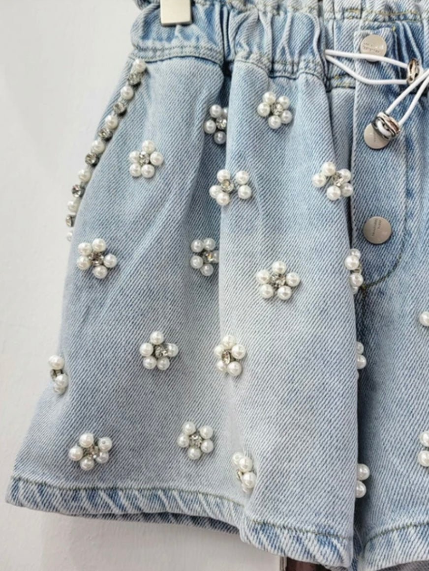 Light blue flowers embroidered shorts pants - Wapas