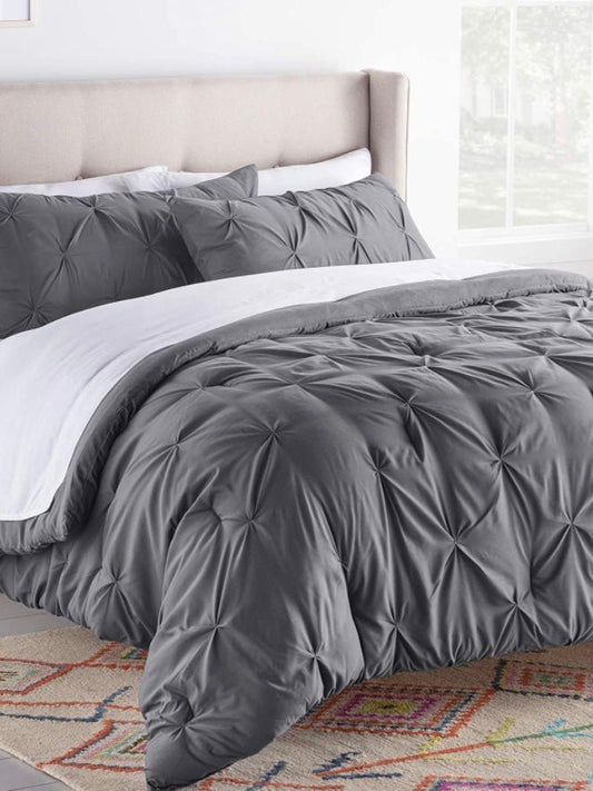 Pleaded gray comforter - Wapas