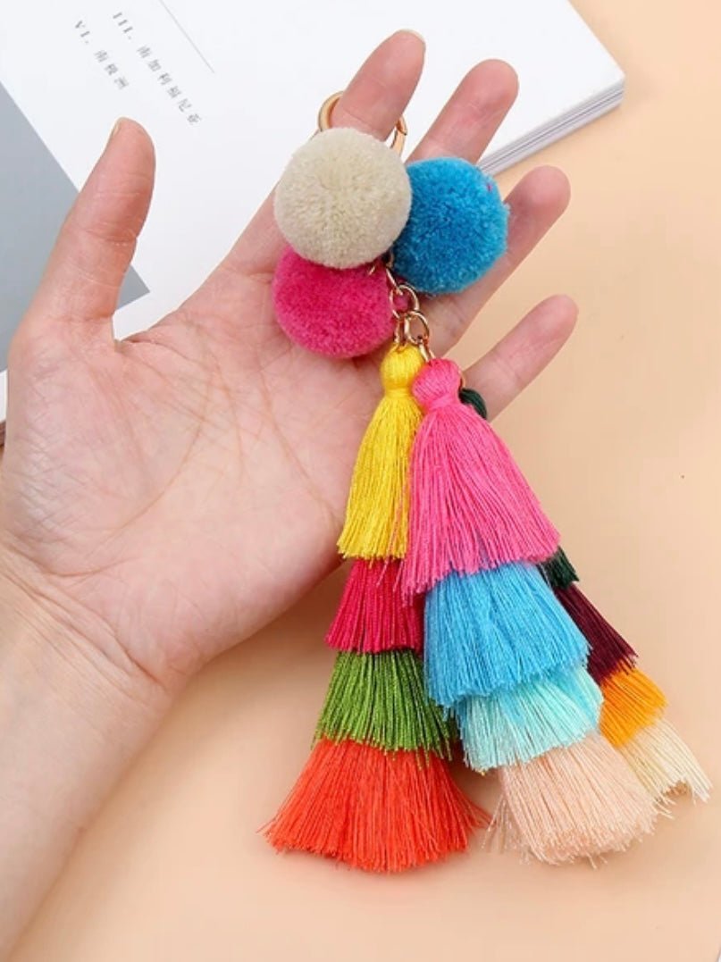 Pompon and tassels multicolored keychains - Wapas