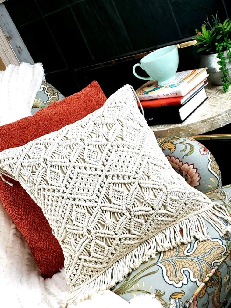 Set of 2 macrame pillows - Wapas