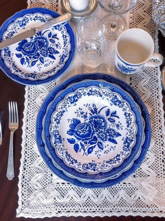 White and blue royal floral pattern dinnerware set - Wapas