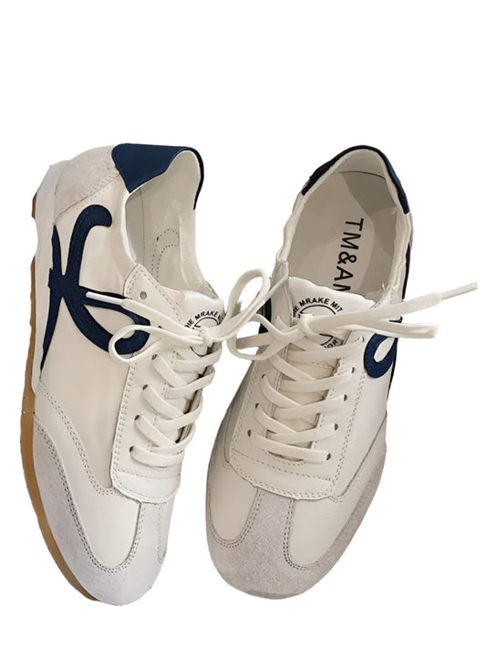 White and navy blue low sneakers shoes - Wapas