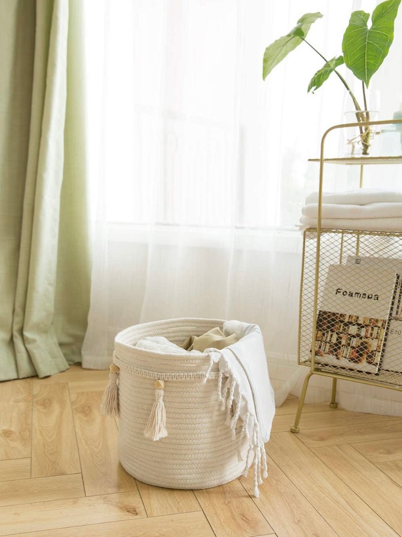 White macrame basket - Wapas