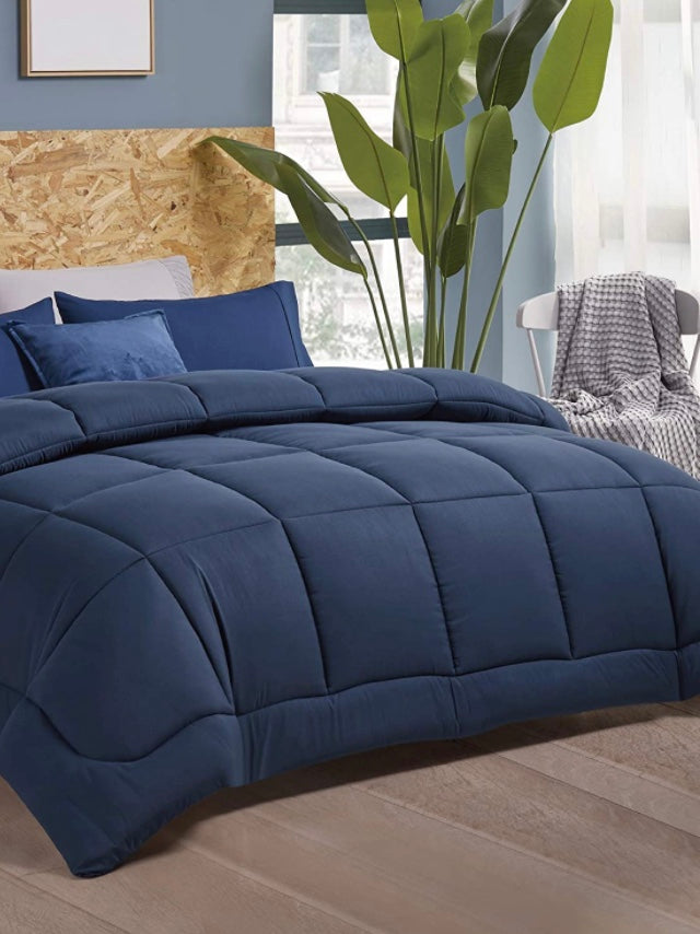 Navy blue comforter