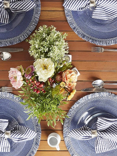 Set of 6 blue round placemats