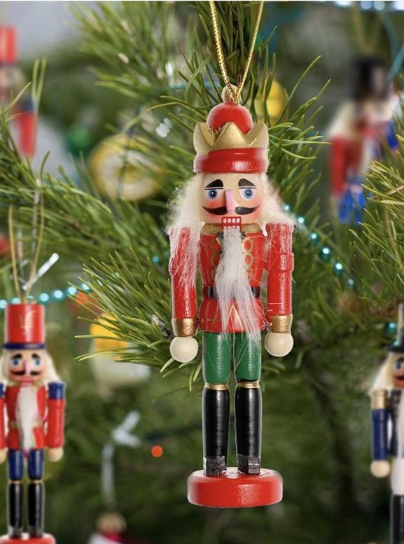 Set of 5 nutcrackers small size