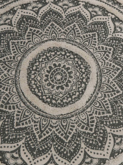 Round mandala rug