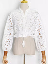 Set embroidered white top and skirt