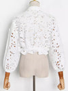 Set embroidered white top and skirt